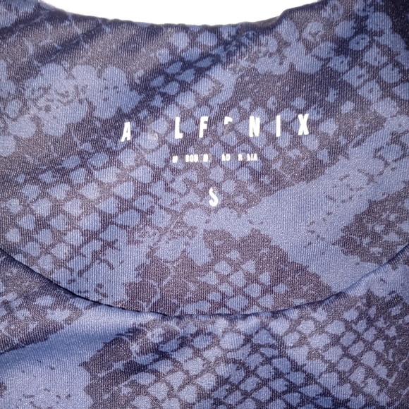 All Fenix | Navy Snake Long Bra Snakeskin Print Sports Bra Size Small - Picture 10 of 10